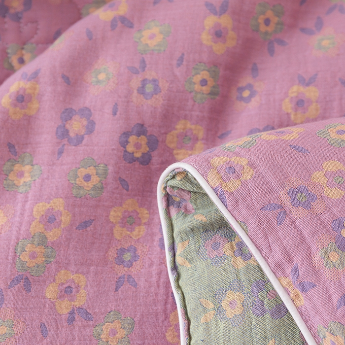 91家纺网 家纺一手货源 找家纺 睡棉坊 2025新款全棉色织提花双层纱春秋被芯冬被雪花飘