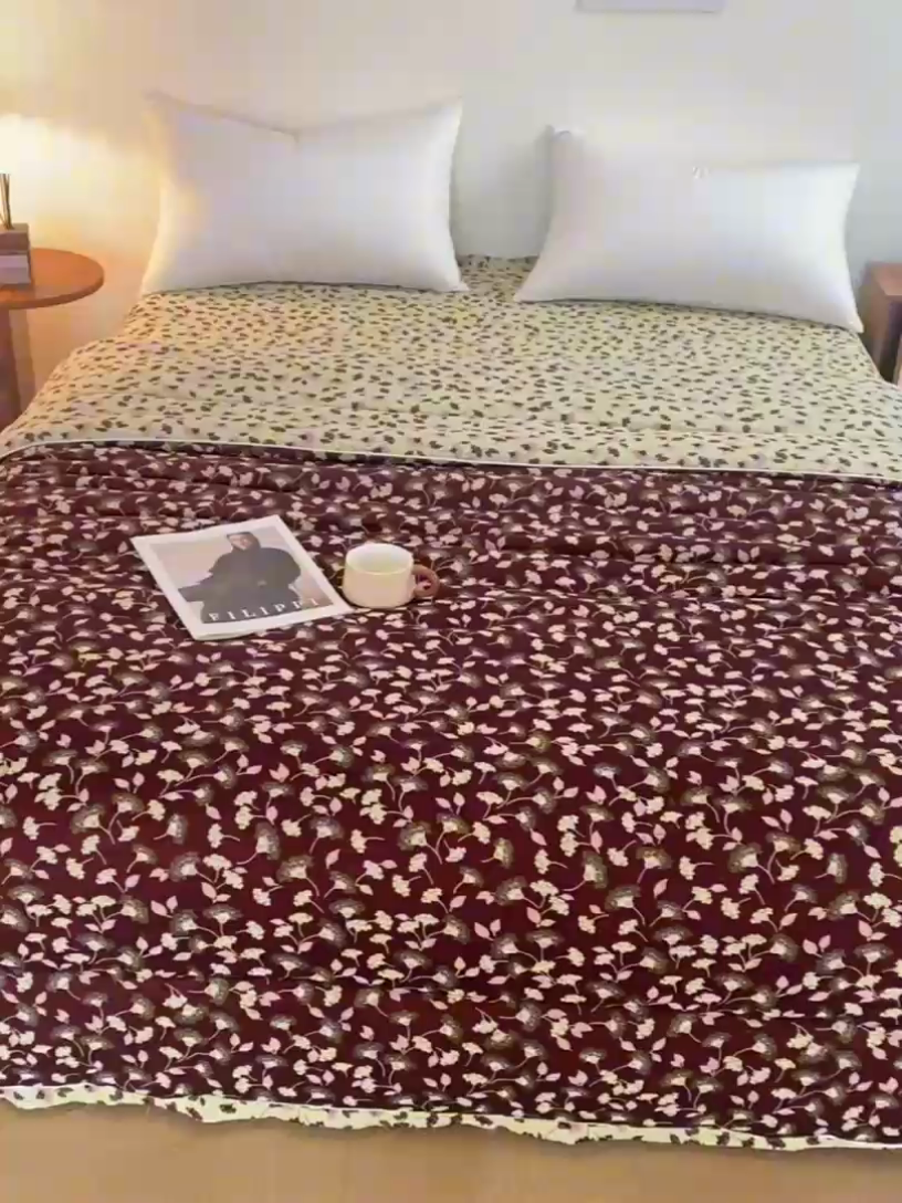 91家纺网 家纺一手货源 找家纺 睡棉坊 2025新款全棉色织提花双层纱春秋被芯冬被 繁华