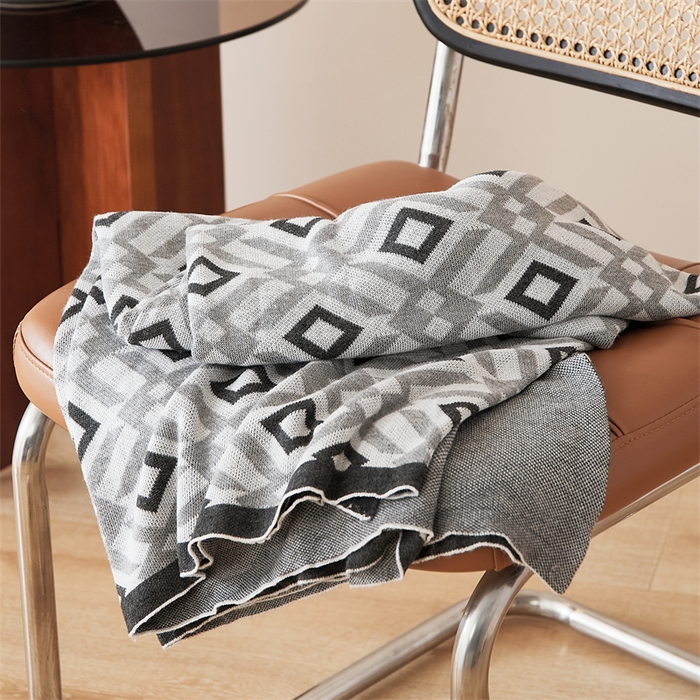 91家纺网 家纺一手货源 找家纺 （总）暖绵绵家纺 2025新款丝光棉毯子-赛奇（最低零售价：105元）