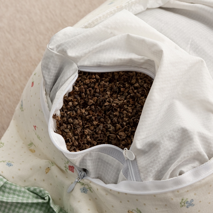 91家纺网 家纺一手货源 找家纺 萌番宝 2025新款小清新全棉纯棉兔耳全荞麦皮壳枕头护颈椎助睡眠硬枕头枕芯 双层纱荞麦枕—忆田园 50x18x10cm/只