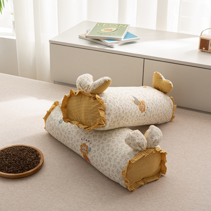 91家纺网 家纺一手货源 找家纺 萌番宝 2025新款小清新全棉纯棉兔耳全荞麦皮壳枕头护颈椎助睡眠硬枕头枕芯 双层纱荞麦枕—丛林狮子 50x18x10cm/只