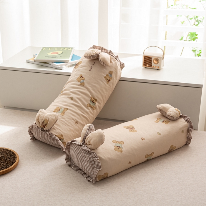 91家纺网 家纺一手货源 找家纺 萌番宝 2025新款小清新全棉纯棉兔耳全荞麦皮壳枕头护颈椎助睡眠硬枕头枕芯 双层纱荞麦枕—巧克力熊 50x18x10cm/只