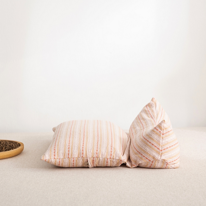 91家纺网 家纺一手货源 找家纺 萌番宝 2025新款荞麦颈椎枕头可拆卸组合枕芯牵引护颈椎疼痛助睡眠成人专用三角枕枕头枕芯 荞麦护颈枕卡其色 35x16cm三角枕+35x20cm方枕二合一