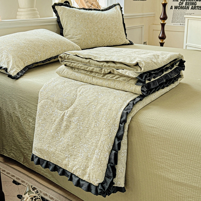 91家纺网 家纺一手货源 找家纺 仟网汇2025新款赫本风花边夏被空调被 安夏