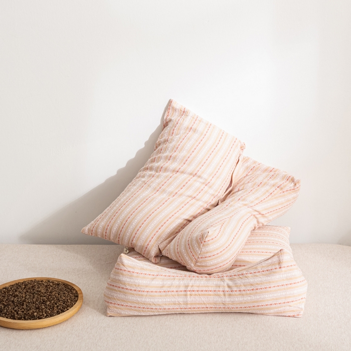 91家纺网 家纺一手货源 找家纺 萌番宝 2025新款荞麦颈椎枕头可拆卸组合枕芯牵引护颈椎疼痛助睡眠成人专用三角枕枕头枕芯 荞麦护颈枕卡其色 35x16cm三角枕+35x20cm方枕二合一