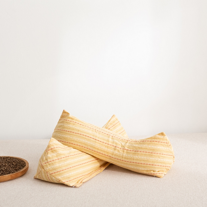 91家纺网 家纺一手货源 找家纺 萌番宝 2025新款荞麦颈椎枕头可拆卸组合枕芯牵引护颈椎疼痛助睡眠成人专用三角枕枕头枕芯 荞麦护颈黄色 35x16cm三角枕+35x20cm方枕二合一