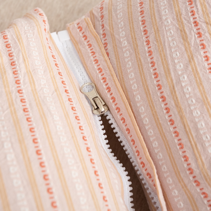 91家纺网 家纺一手货源 找家纺 萌番宝 2025新款荞麦颈椎枕头可拆卸组合枕芯牵引护颈椎疼痛助睡眠成人专用三角枕枕头枕芯 荞麦护颈枕卡其色 35x16cm三角枕+35x20cm方枕二合一