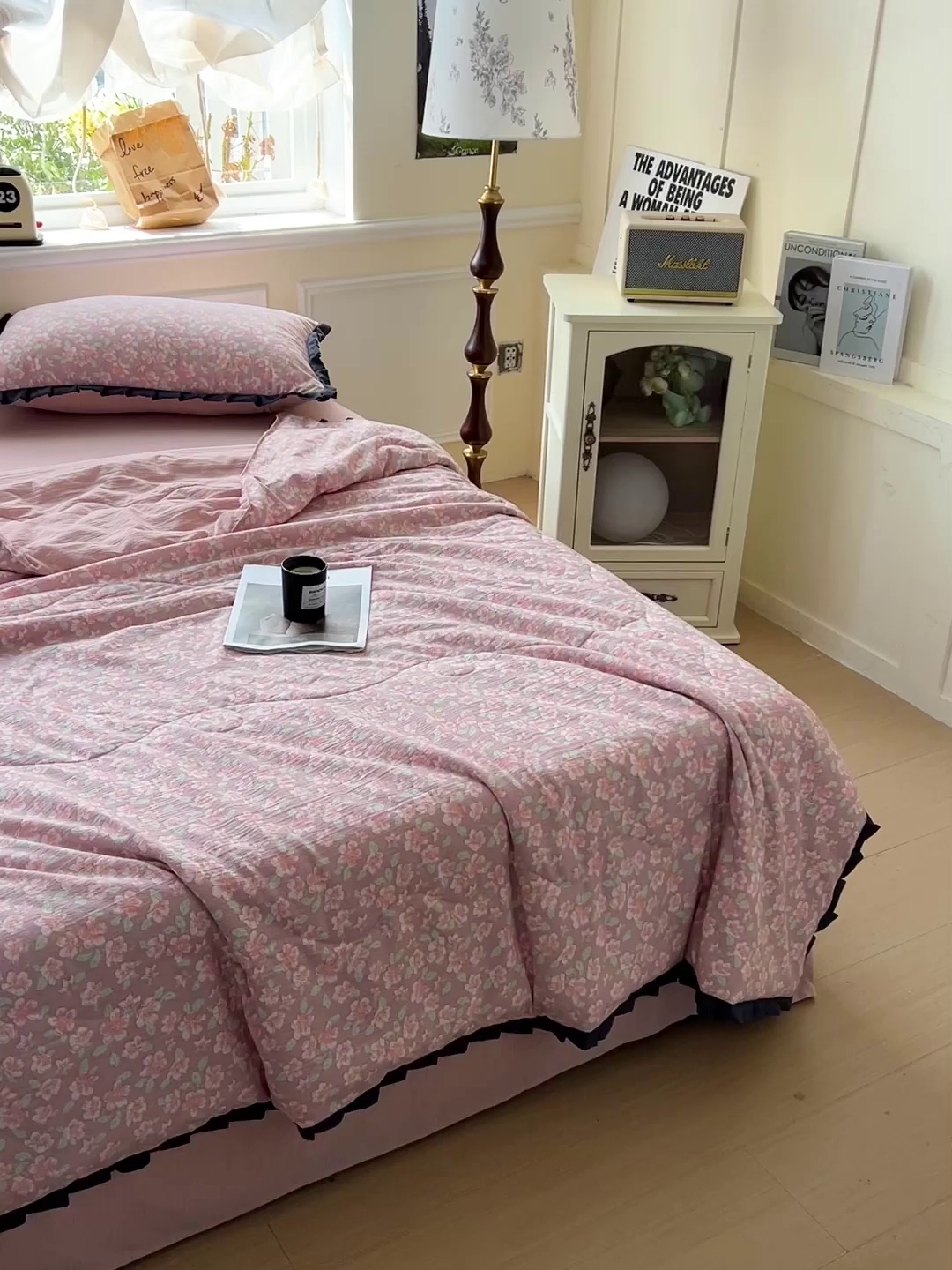 91家纺网 家纺一手货源 找家纺 仟网汇2025新款赫本风花边夏被空调被 春风里红