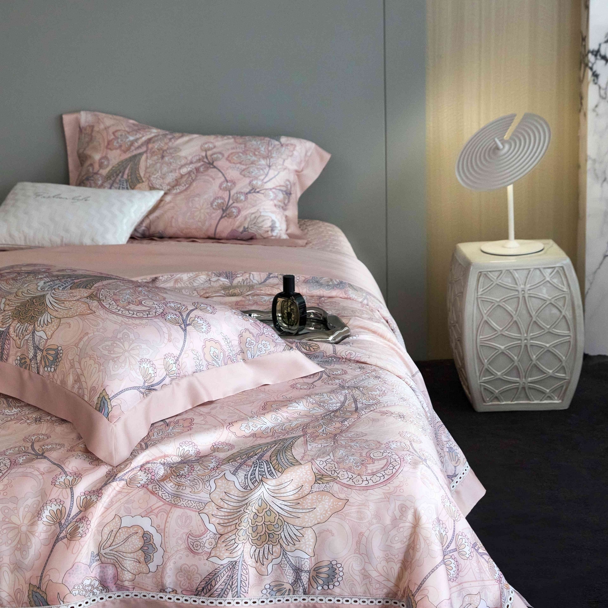 91家纺网 家纺一手货源 找家纺 （总）榻尚家居 2025新款天丝床盖夏被夏凉被空调被四件套-佩利兹