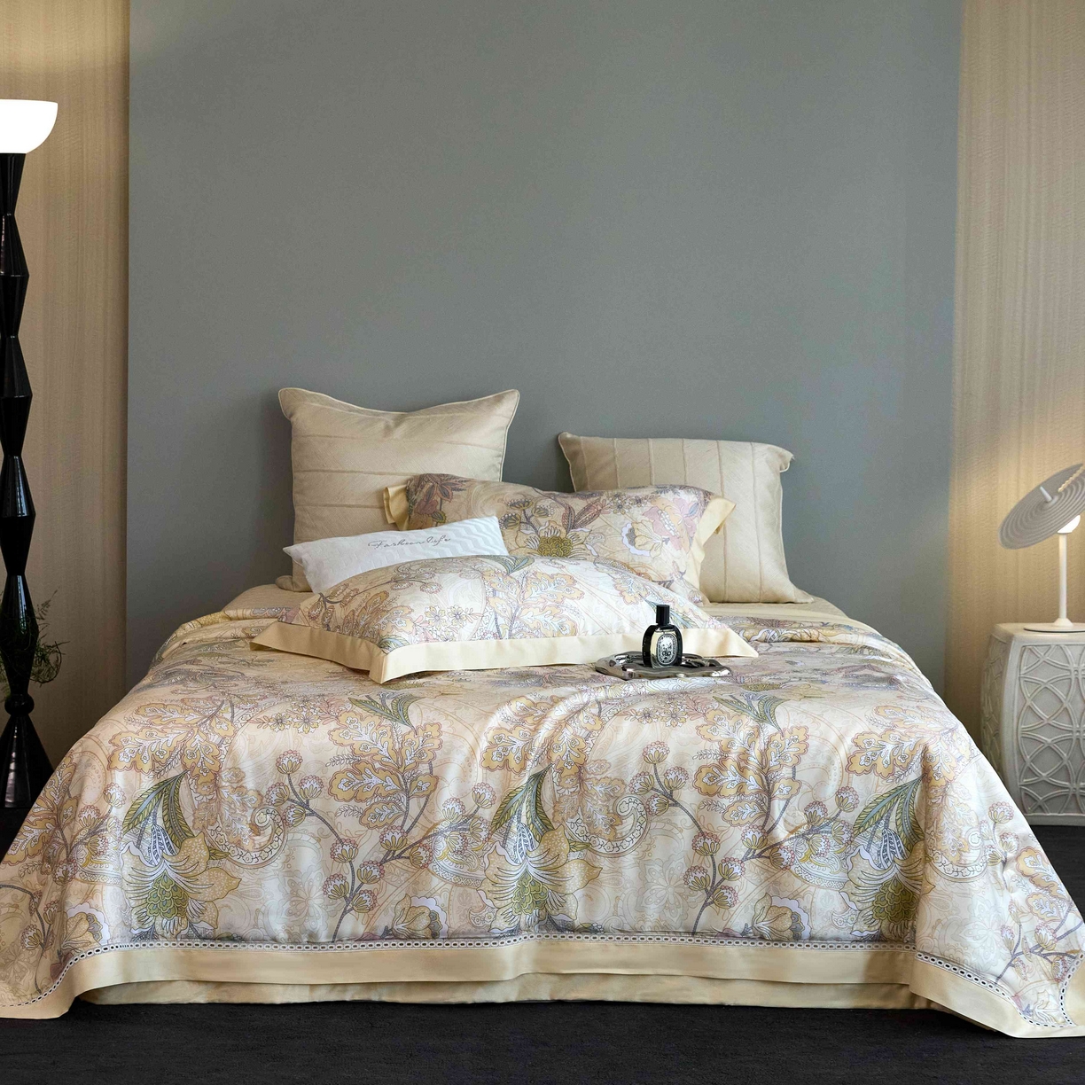 91家纺网 家纺一手货源 找家纺 榻尚家居 2025新款天丝床盖夏被夏凉被空调被四件套-佩利兹 佩利兹床盖夏被四件套-香槟