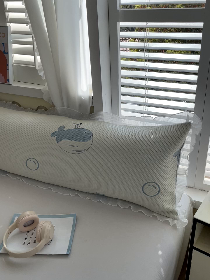 91家纺网 家纺一手货源 找家纺 雨彤家纺 2025新款冰豆豆蕾丝花边双人长枕套单品枕套枕套单件 小鲸鱼-蓝