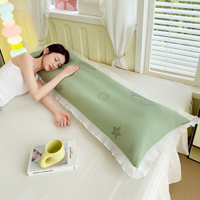 91家纺网 家纺一手货源 找家纺 雨彤家纺 2025新款冰豆豆蕾丝花边双人长枕套单品枕套枕套单件 小鲸鱼-橄榄绿