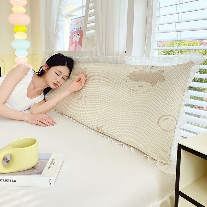 91家纺网 家纺一手货源 找家纺 雨彤家纺 2025新款冰豆豆蕾丝花边双人长枕套单品枕套枕套单件 小鲸鱼-浅咖