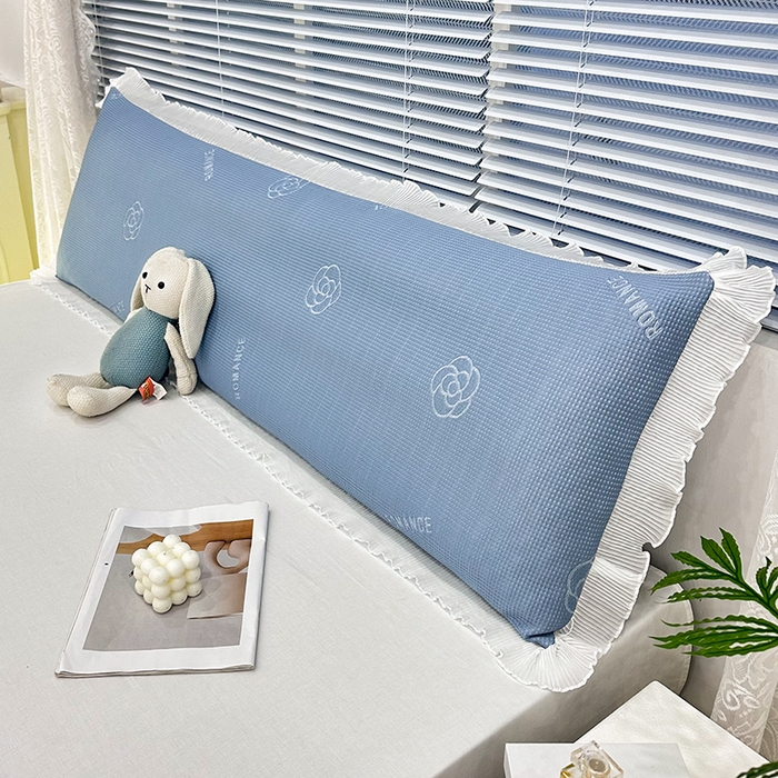 91家纺网 家纺一手货源 找家纺 雨彤家纺 2025新款冰豆豆蕾丝花边双人长枕套单品枕套枕套单件 山茶花-湖蓝