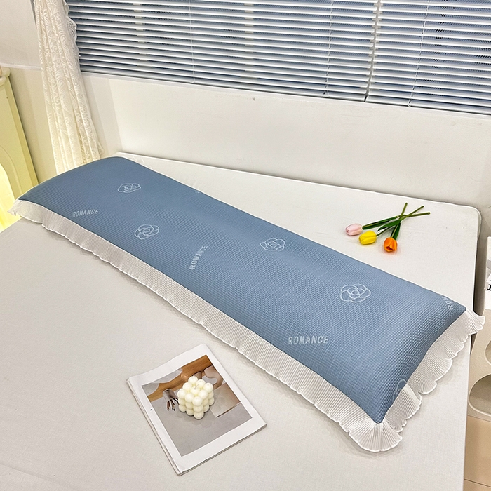 91家纺网 家纺一手货源 找家纺 雨彤家纺 2025新款冰豆豆蕾丝花边双人长枕套单品枕套枕套单件 山茶花-湖蓝