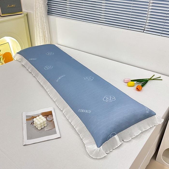 91家纺网 家纺一手货源 找家纺 雨彤家纺 2025新款冰豆豆蕾丝花边双人长枕套单品枕套枕套单件 山茶花-湖蓝