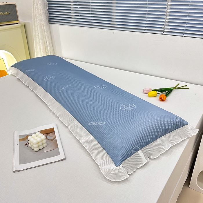 91家纺网 家纺一手货源 找家纺 雨彤家纺 2025新款冰豆豆蕾丝花边双人长枕套单品枕套枕套单件 山茶花-湖蓝
