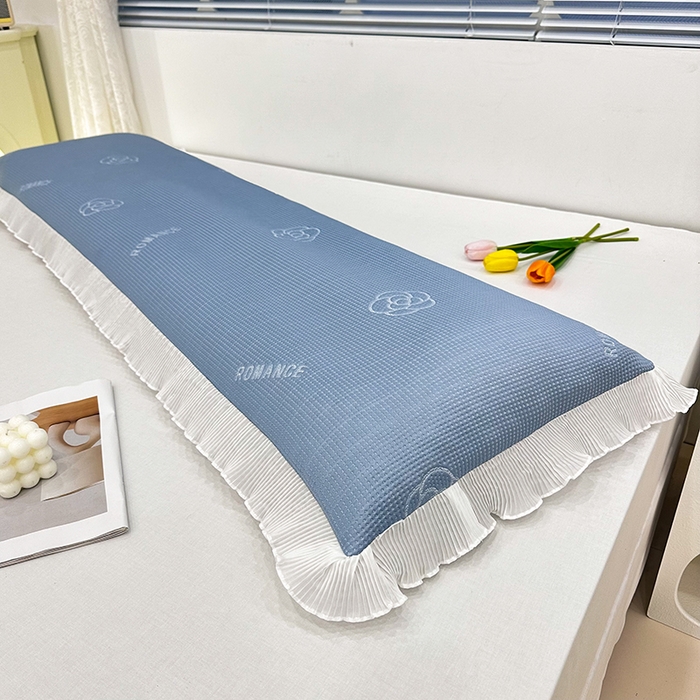 91家纺网 家纺一手货源 找家纺 雨彤家纺 2025新款冰豆豆蕾丝花边双人长枕套单品枕套枕套单件 山茶花-湖蓝