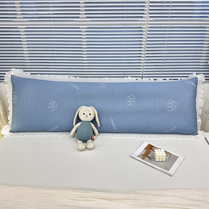 91家纺网 家纺一手货源 找家纺 雨彤家纺 2025新款冰豆豆蕾丝花边双人长枕套单品枕套枕套单件 山茶花-湖蓝