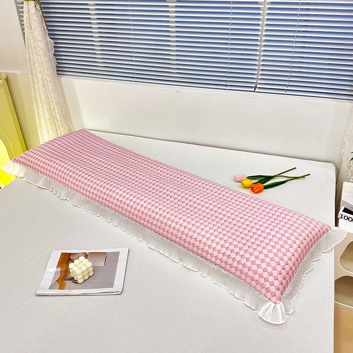 91家纺网 家纺一手货源 找家纺 雨彤家纺 2025新款冰豆豆蕾丝花边双人长枕套单品枕套枕套单件 小菱形-粉