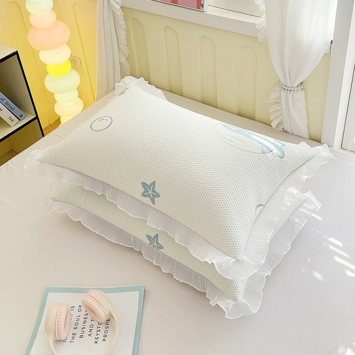 91家纺网 家纺一手货源 找家纺 雨彤家纺 2025新款冰豆豆蕾丝花边单人枕套单品枕套枕套单件 小鲸鱼-蓝