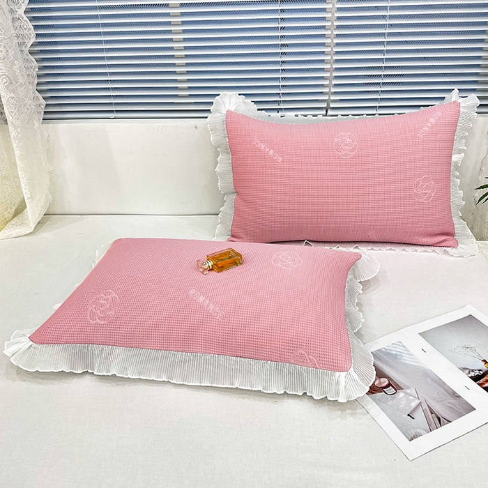 91家纺网 家纺一手货源 找家纺 雨彤家纺 2025新款冰豆豆蕾丝花边单人枕套单品枕套枕套单件 山茶花-粉