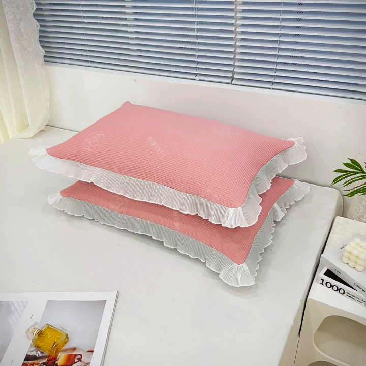 91家纺网 家纺一手货源 找家纺 雨彤家纺 2025新款冰豆豆蕾丝花边单人枕套单品枕套枕套单件 山茶花-粉