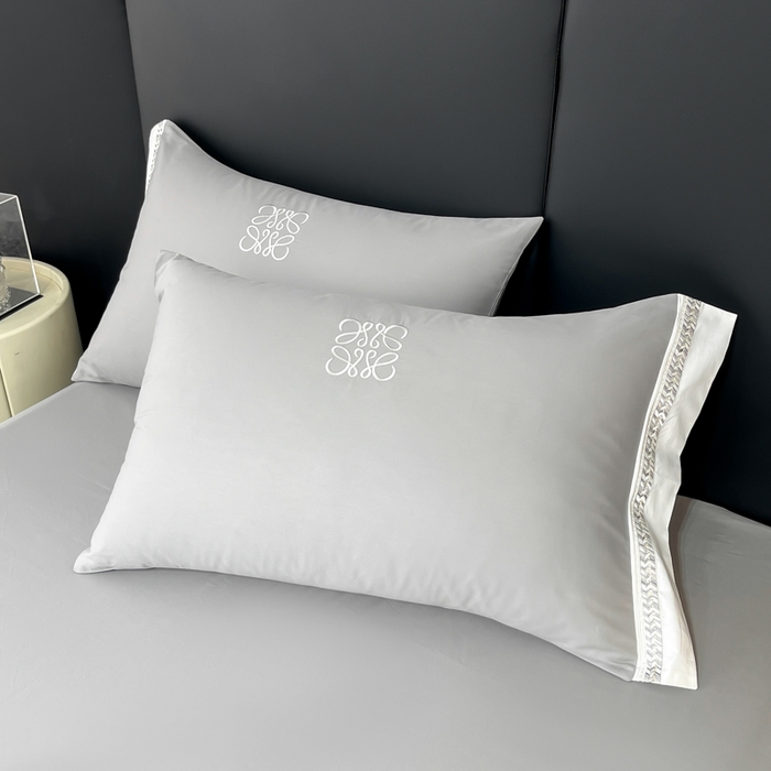 91家纺网 家纺一手货源 找家纺 梧桐家居 2025春夏新款全棉13374跑量罗伊儿四件套（退货不退礼盒） 罗伊儿-深灰