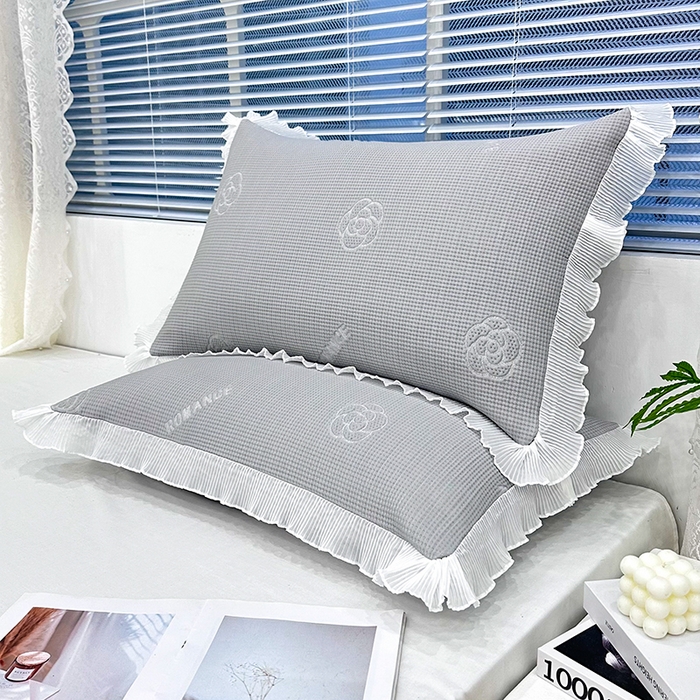 91家纺网 家纺一手货源 找家纺 雨彤家纺 2025新款冰豆豆蕾丝花边单人枕套单品枕套枕套单件 山茶花-灰