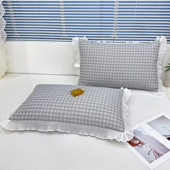 91家纺网 家纺一手货源 找家纺 雨彤家纺 2025新款冰豆豆蕾丝花边单人枕套单品枕套枕套单件 小菱形-灰