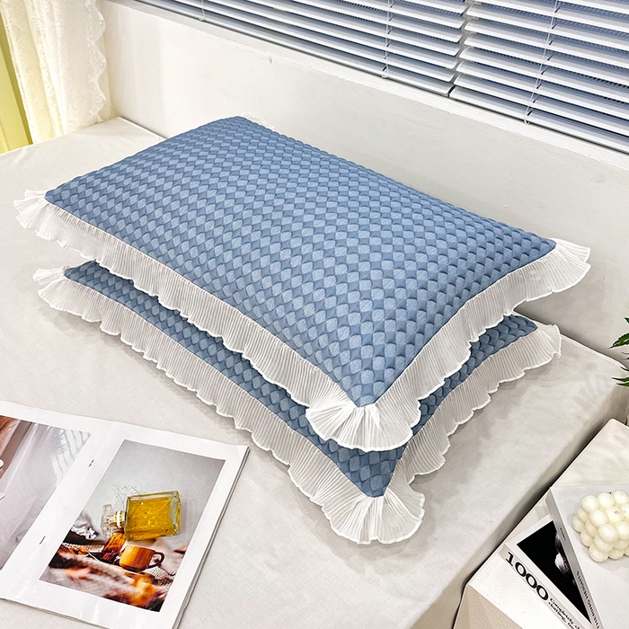 91家纺网 家纺一手货源 找家纺 雨彤家纺 2025新款冰豆豆蕾丝花边单人枕套单品枕套枕套单件 小菱形-蓝