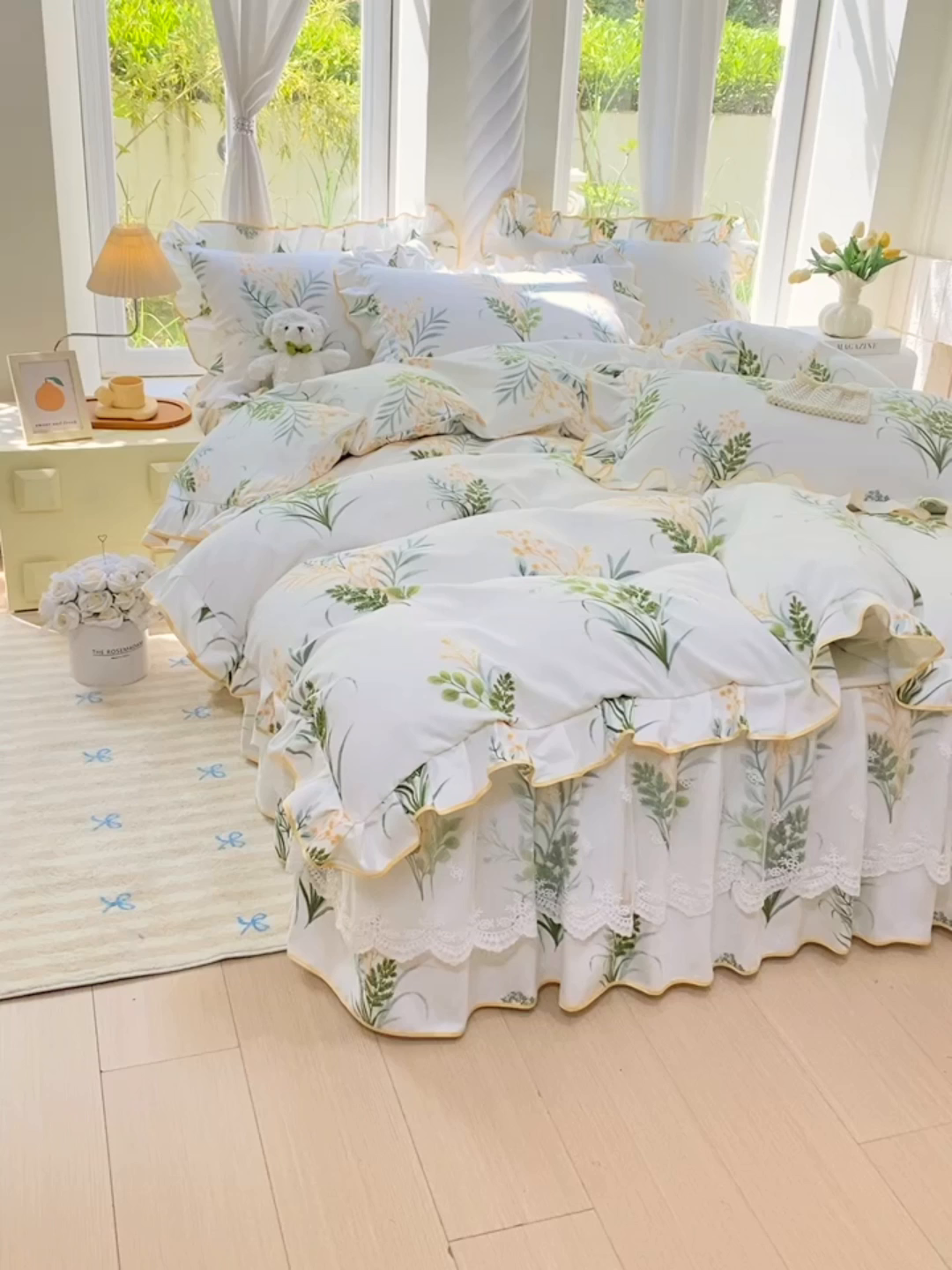 91家纺网 家纺一手货源 找家纺 雨彤家纺 2025新款高克重韩式公主风亲肤斜纹床裙四件套 斐叶花影-公主风