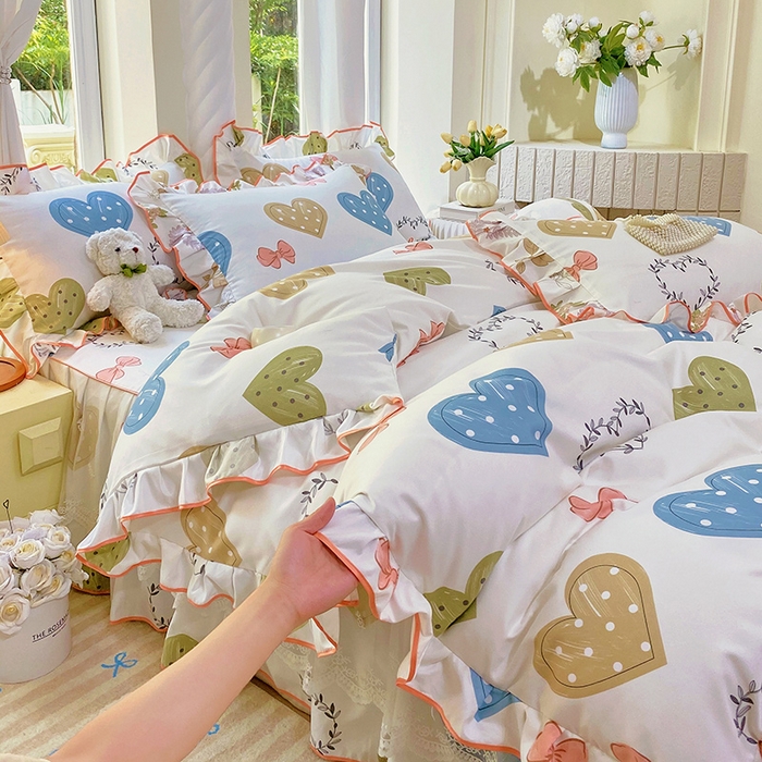 91家纺网 家纺一手货源 找家纺 雨彤家纺 2025新款高克重韩式公主风亲肤斜纹床裙四件套 恬心爱恋-公主风