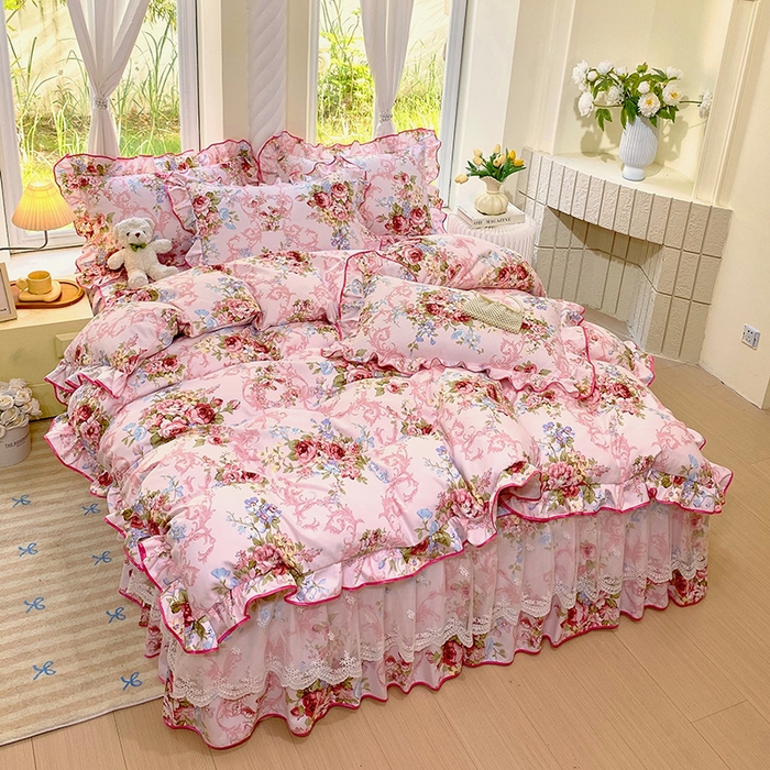 91家纺网 家纺一手货源 找家纺 雨彤家纺 2025新款高克重韩式公主风亲肤斜纹床裙四件套 绮丽花语-公主风