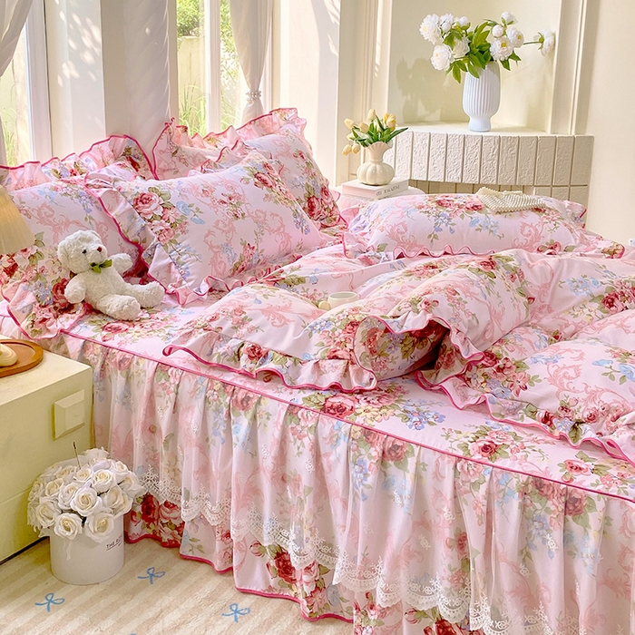 91家纺网 家纺一手货源 找家纺 雨彤家纺 2025新款高克重韩式公主风亲肤斜纹床裙四件套 绮丽花语-公主风