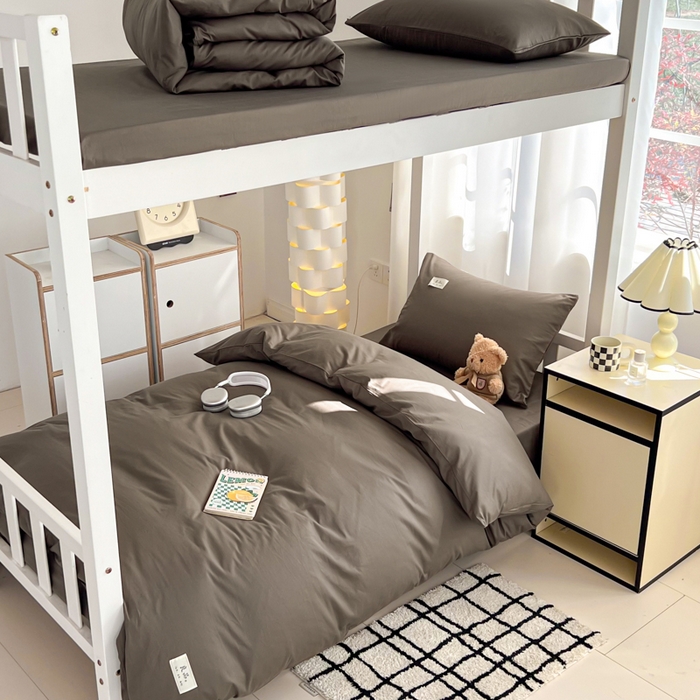 91家纺网 家纺一手货源 找家纺 眠博士 2025新款全棉纯棉40支双拼纯色四件套-学生款 全棉拼色-春泥色