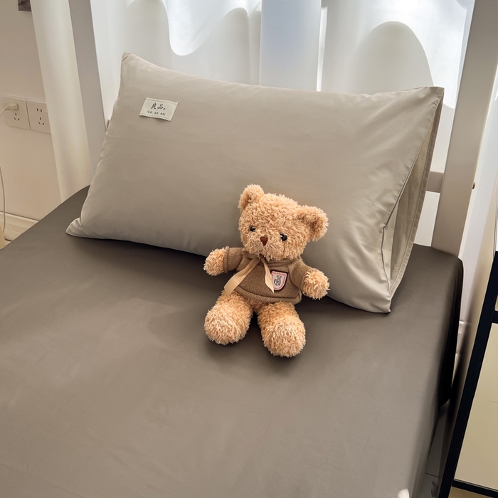 91家纺网 家纺一手货源 找家纺 眠博士 2025新款全棉纯棉40支双拼纯色四件套-学生款 全棉拼色-杏色+春泥