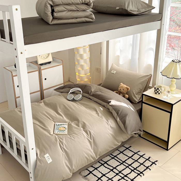 91家纺网 家纺一手货源 找家纺 眠博士 2025新款全棉纯棉40支双拼纯色四件套-学生款 全棉拼色-杏色+春泥