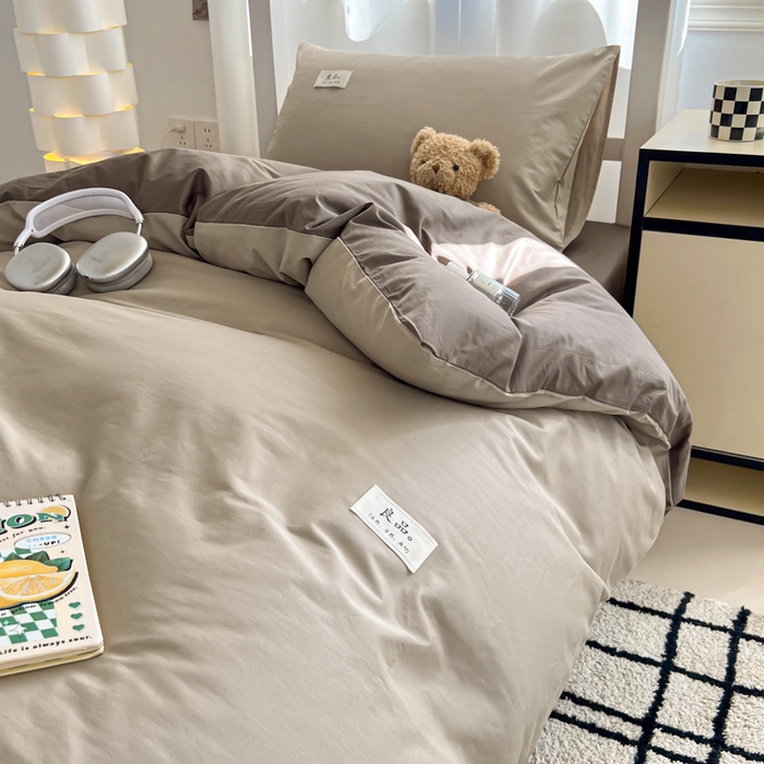91家纺网 家纺一手货源 找家纺 眠博士 2025新款全棉纯棉40支双拼纯色四件套-学生款 全棉拼色-杏色+春泥
