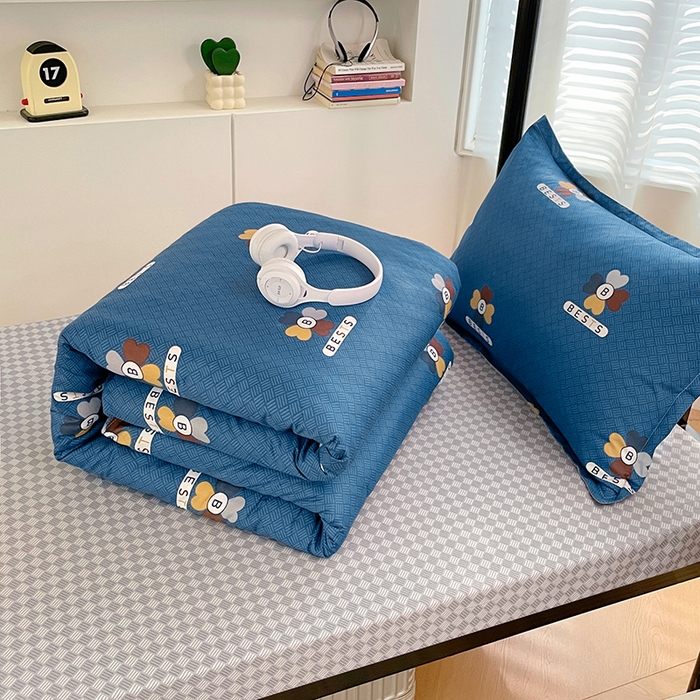 91家纺网 家纺一手货源 找家纺 锦润家纺2025新款全棉13372学生三件套纯棉宿舍六件套 彼特-蓝