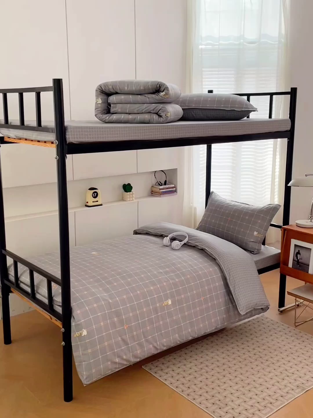 91家纺网 家纺一手货源 找家纺 锦润家纺2025新款全棉13372学生三件套纯棉宿舍六件套 潮音-深灰