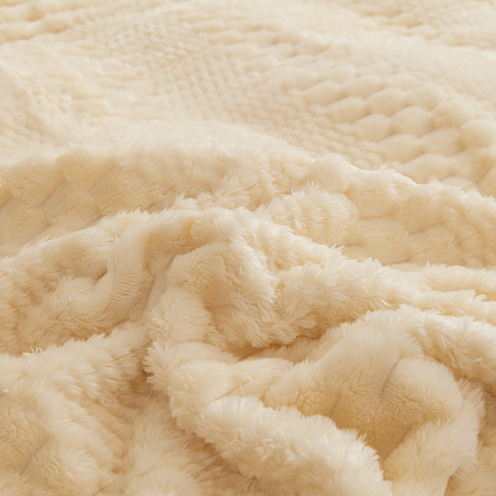 91家纺网 家纺一手货源 找家纺 胜百毛毯2025新金龟绒毛毯 白色