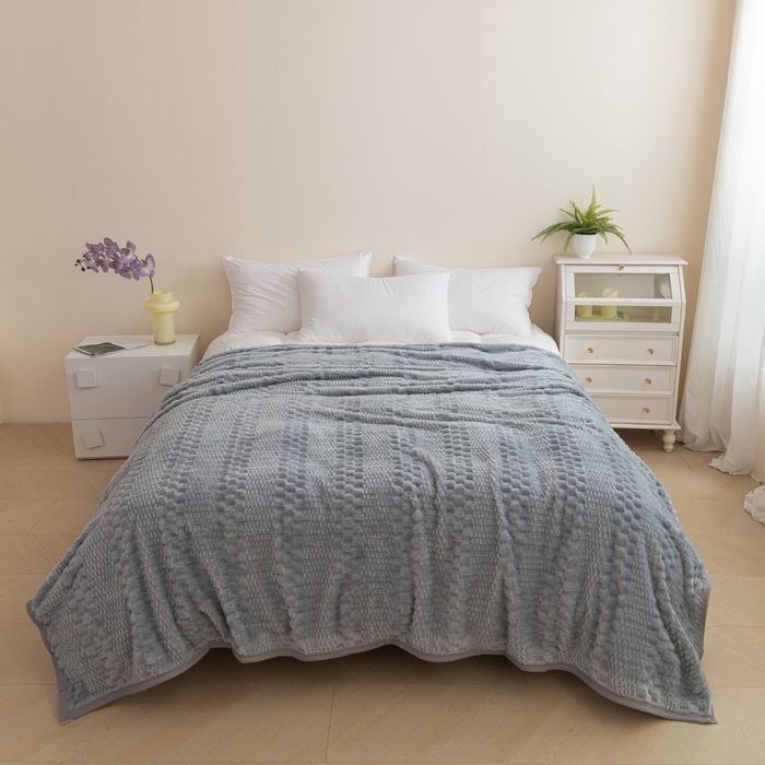 胜百毛毯2025新金龟绒毛毯 浅灰