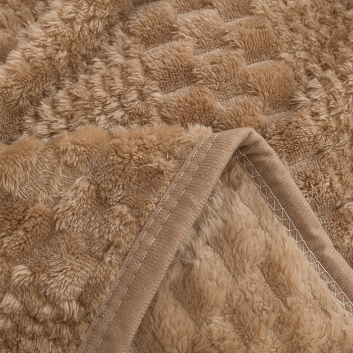 91家纺网 家纺一手货源 找家纺 胜百毛毯2025新金龟绒毛毯 棕色