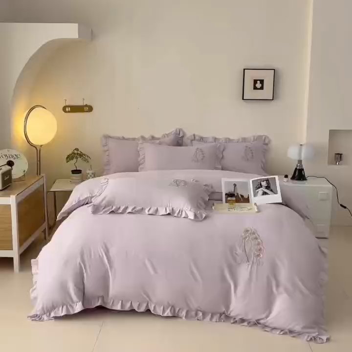 91家纺网 家纺一手货源 找家纺 梓之赫2025新款竹纤棉绣花四件套 绽放-紫色