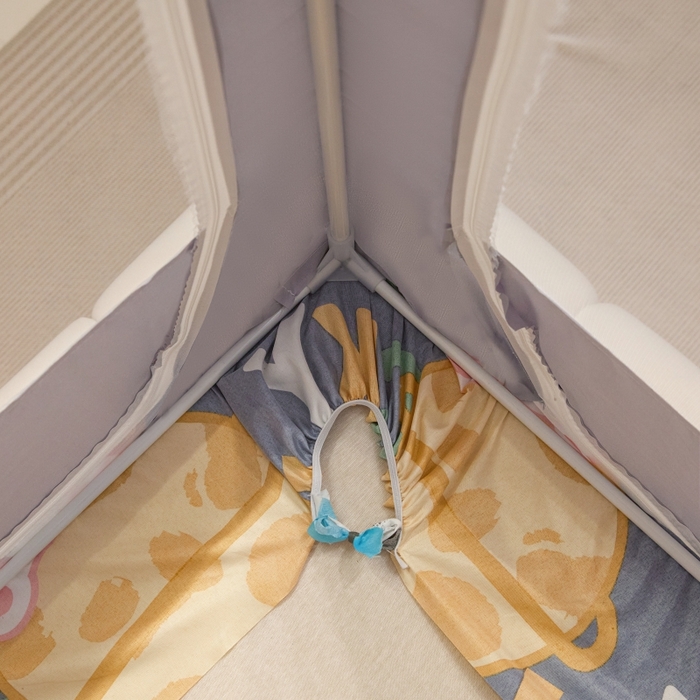 91家纺网 家纺一手货源 找家纺 博诺蚊帐 2025新款U型烤漆方顶坐床蚊帐 花园熊猫