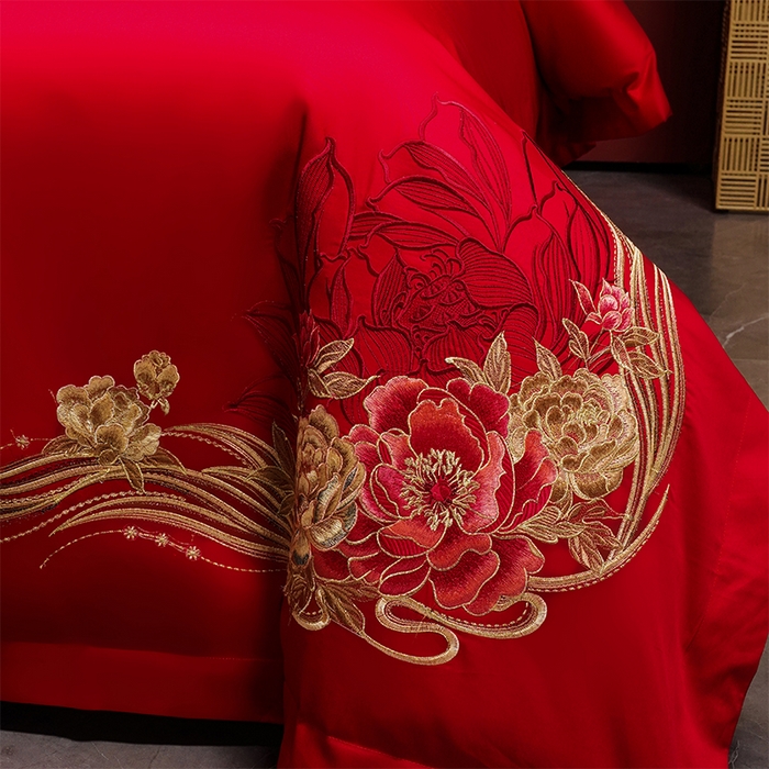 91家纺网 家纺一手货源 找家纺 用心 2025新款婚庆全棉刺绣四件套多件套系列 红装佳人