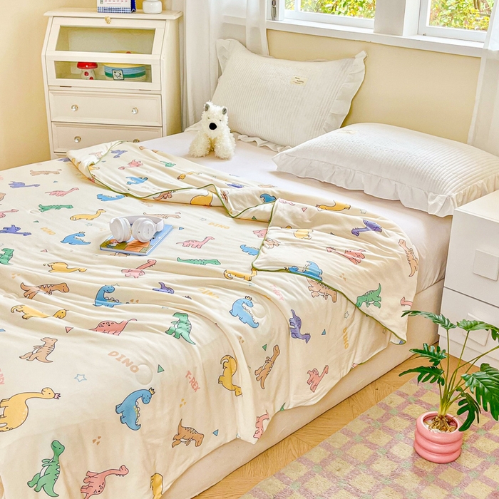 91家纺网 家纺一手货源 找家纺  提供买家秀爆款花型不断货）2025新款A类母婴级宝宝被子豆豆绒牛奶针织棉被子儿童豆豆被大豆被春秋冬被 牛奶针织被-恐龙世界