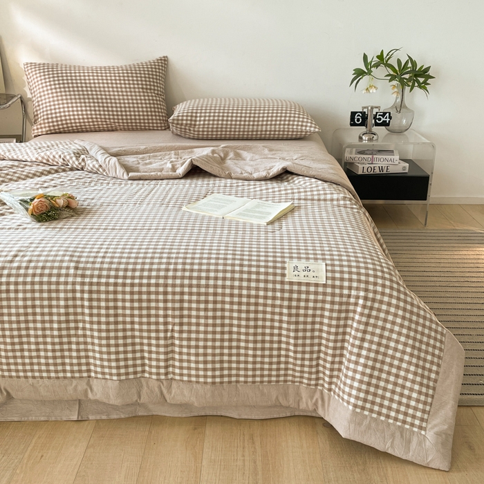 91家纺网 家纺一手货源 找家纺  2025新款无印风新疆棉花夏被夏凉被空调可机洗（提供买家秀 爆款花型 不断货） 良品-咖小格