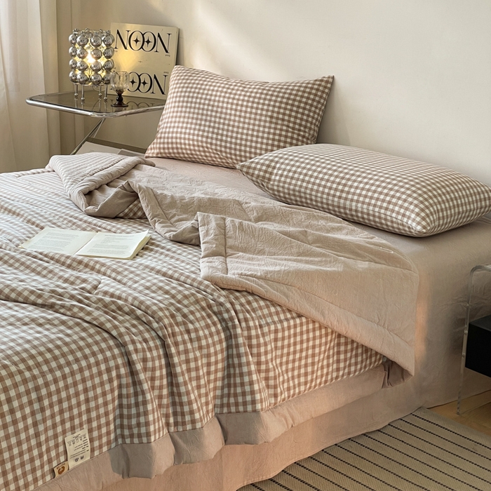 91家纺网 家纺一手货源 找家纺  2025新款无印风新疆棉花夏被夏凉被空调可机洗（提供买家秀 爆款花型 不断货） 良品-咖小格